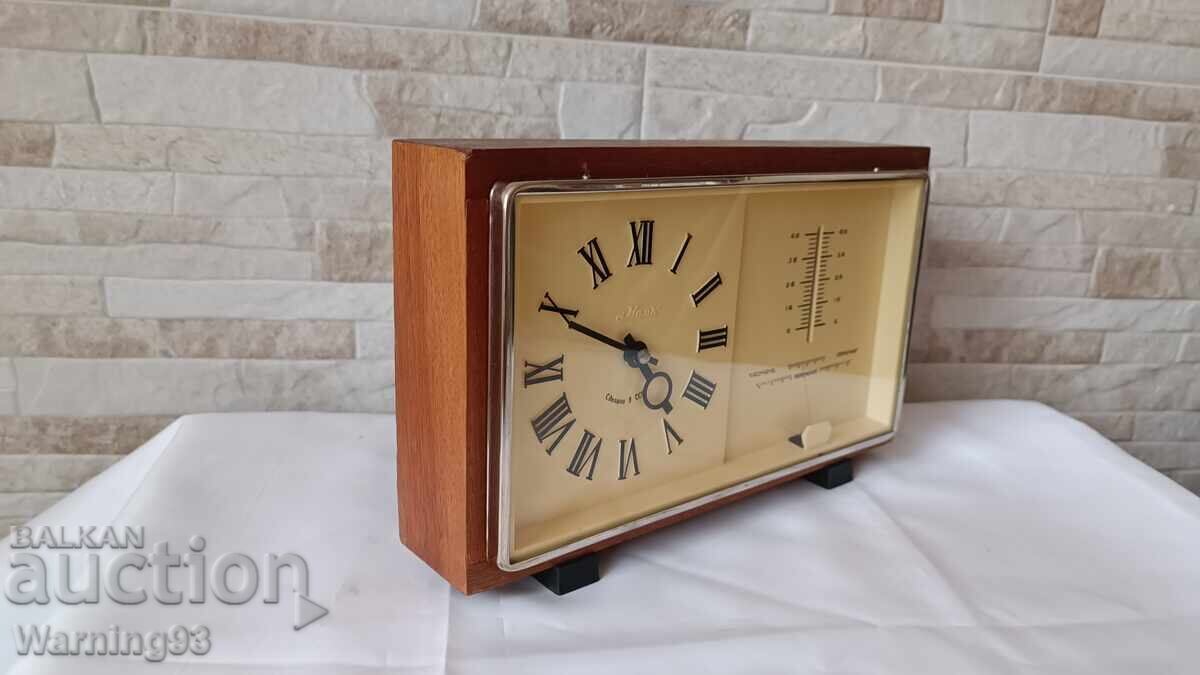 Delivery of Russian table clock - Mayak with thermometer and hygrometer