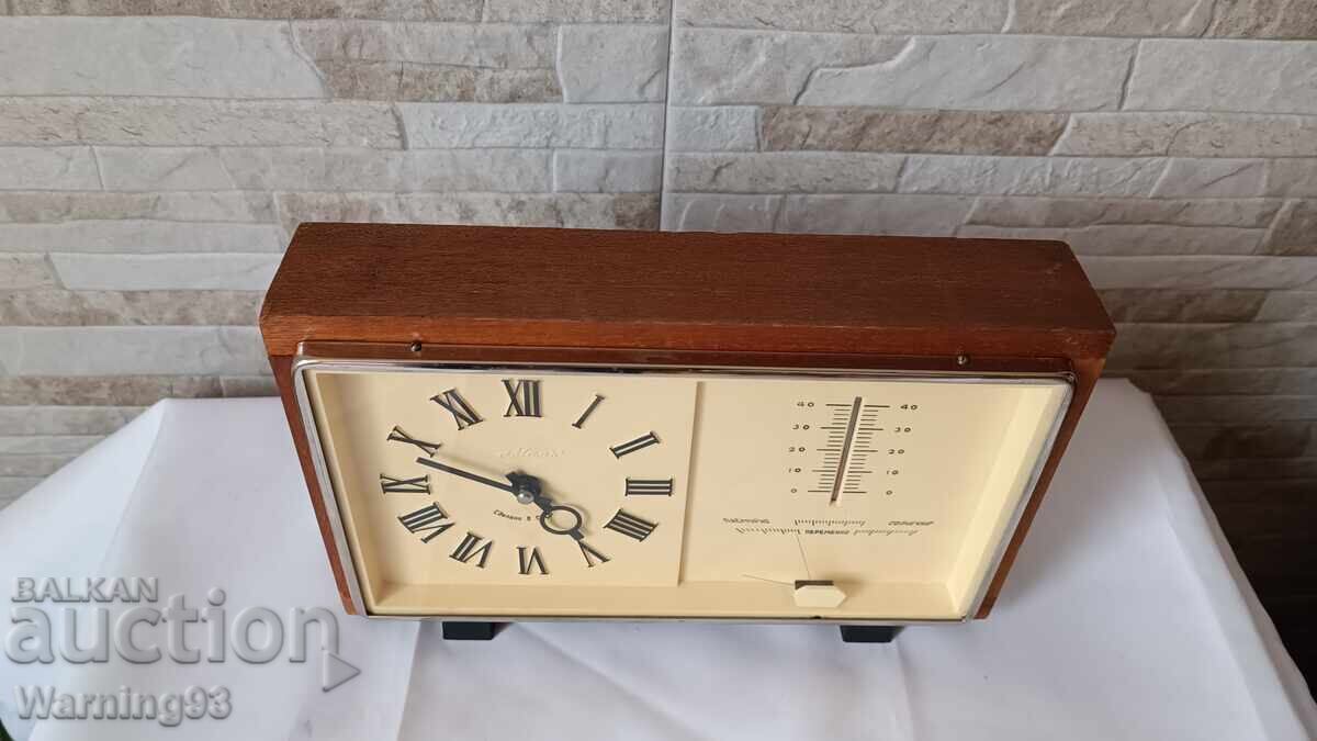 Russian table clock - Mayak with thermometer and hygrometer - 6