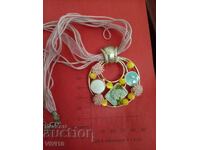 Αρχαίο κολιέ με σμάλτο