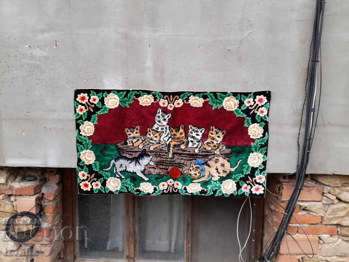 Μοκέτα αντίκα, επένδυση τοίχου