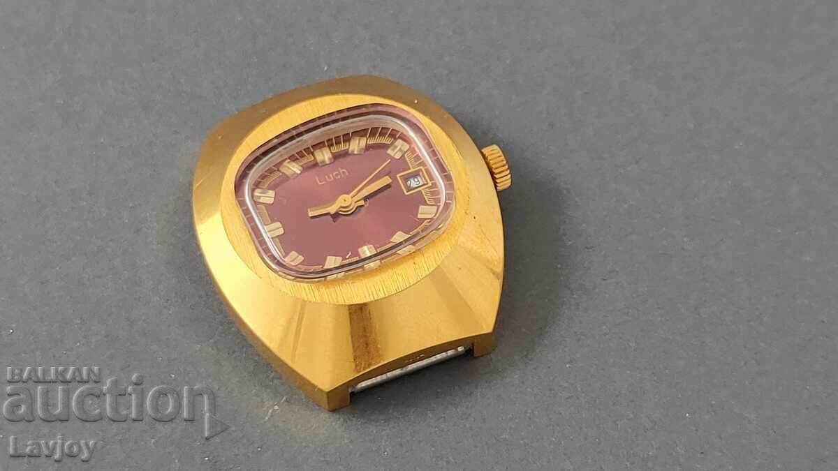 Λουτσ☭ Λουχ γυναικείο ρετρό επιχρυσωμένο ρολόι με τιμή 80.00 BGN | € 40.90 Λουτσ☭ Λουχ γυναικείο ρετρό επιχρυσωμένο ρολόι με τιμή 80.00 BGN | € 40.90