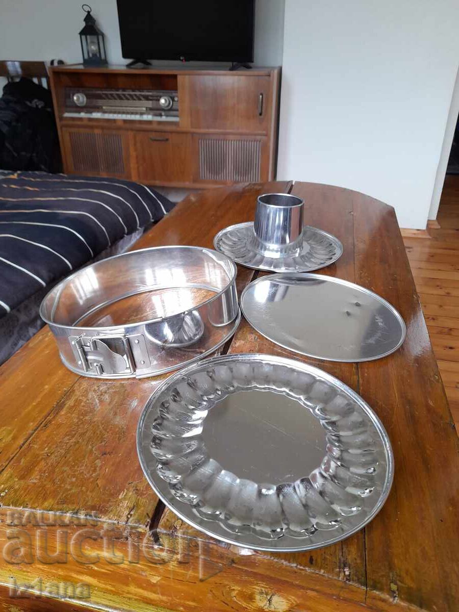 Παλιά φόρμα για κέικ με τιμή 42.00 BGN | € 21.47