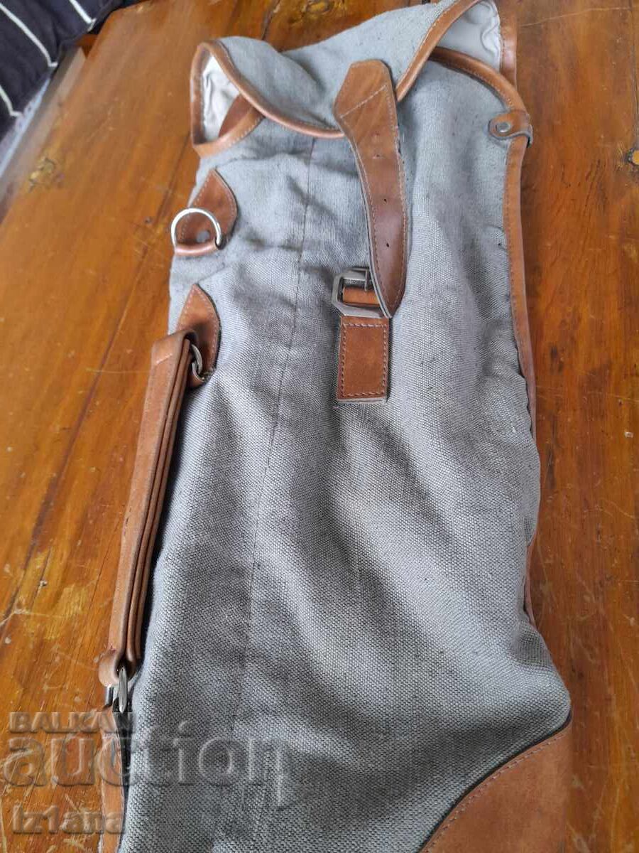 Licitație Carcasă veche de pușcă Licitație Carcasă veche de pușcă