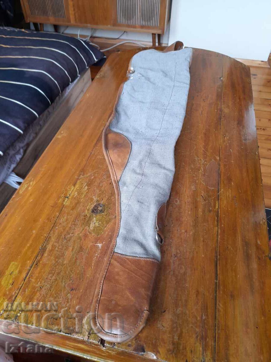 Livrarea Carcasă veche de pușcă Livrarea Carcasă veche de pușcă