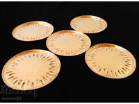 Πέντε σφυρήλατα χάλκινα πιάτα, καθαρός χαλκός