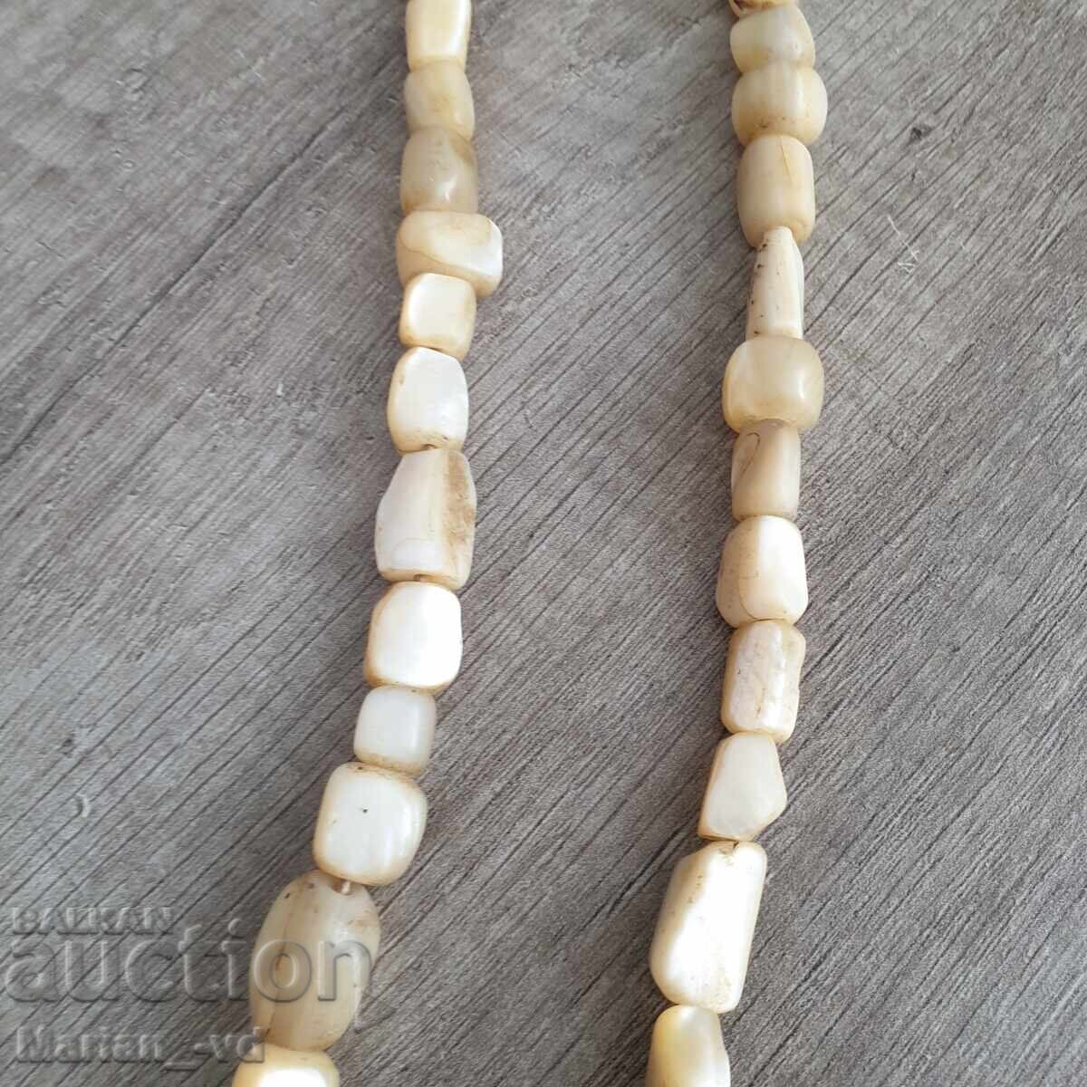 Delivery of Old mother-of-pearl rosary 118 grams