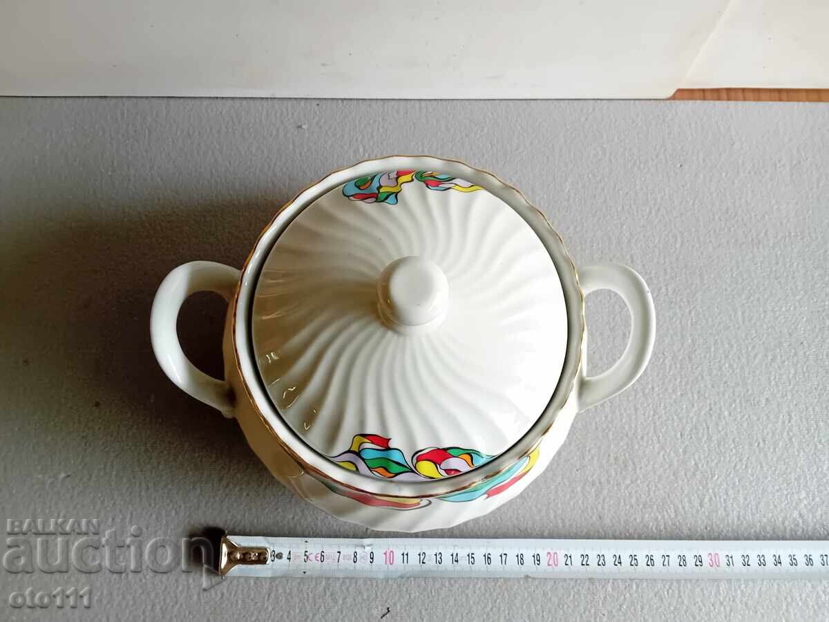 STAR PORCELAIN SOUP TUREEN with price 20.00 BGN | € 10.23