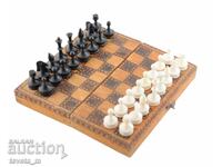 Micul set de șah portabil din lemn 17 x 17 cm