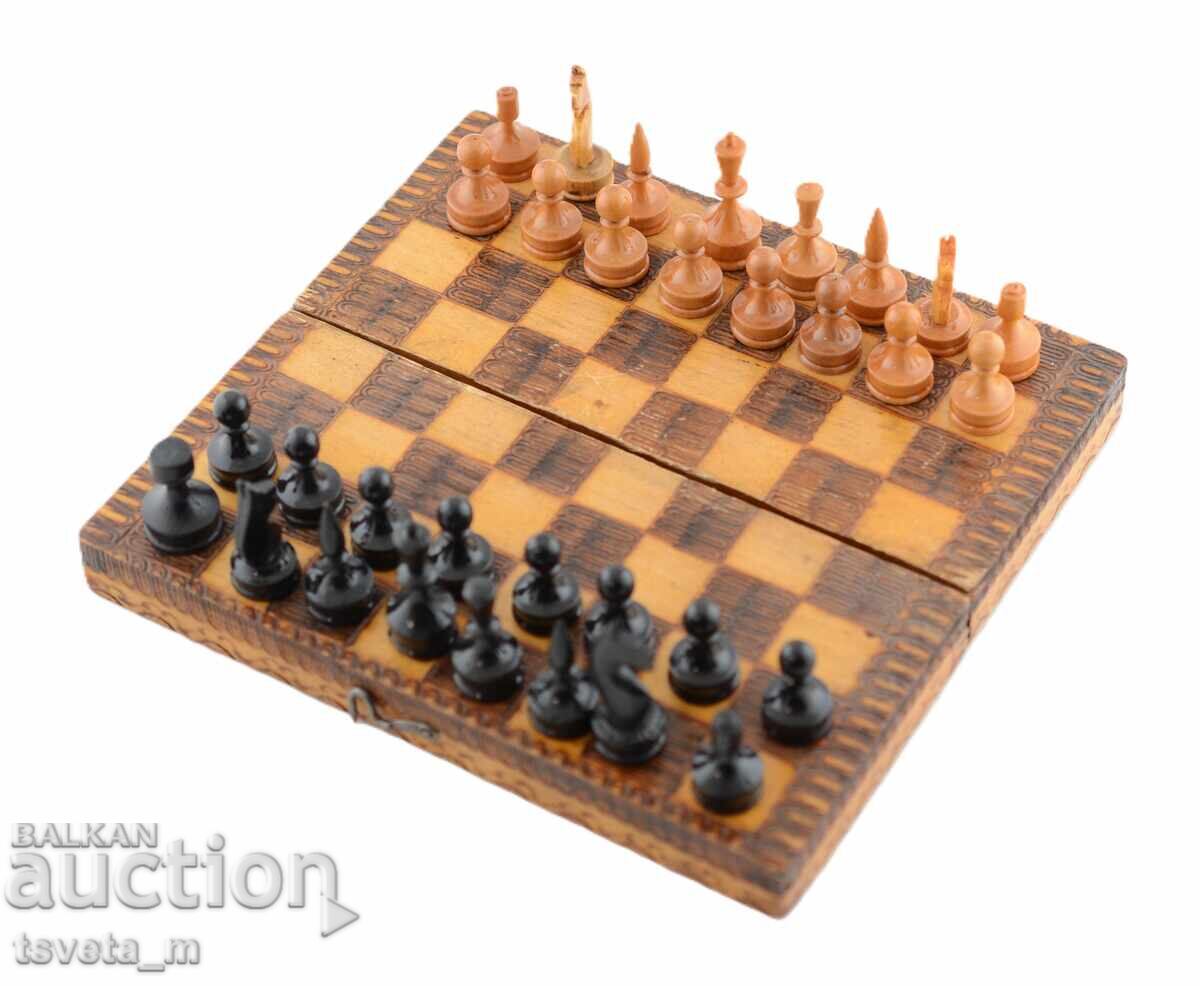 Small portable wooden Chess set 16 x 18 cm