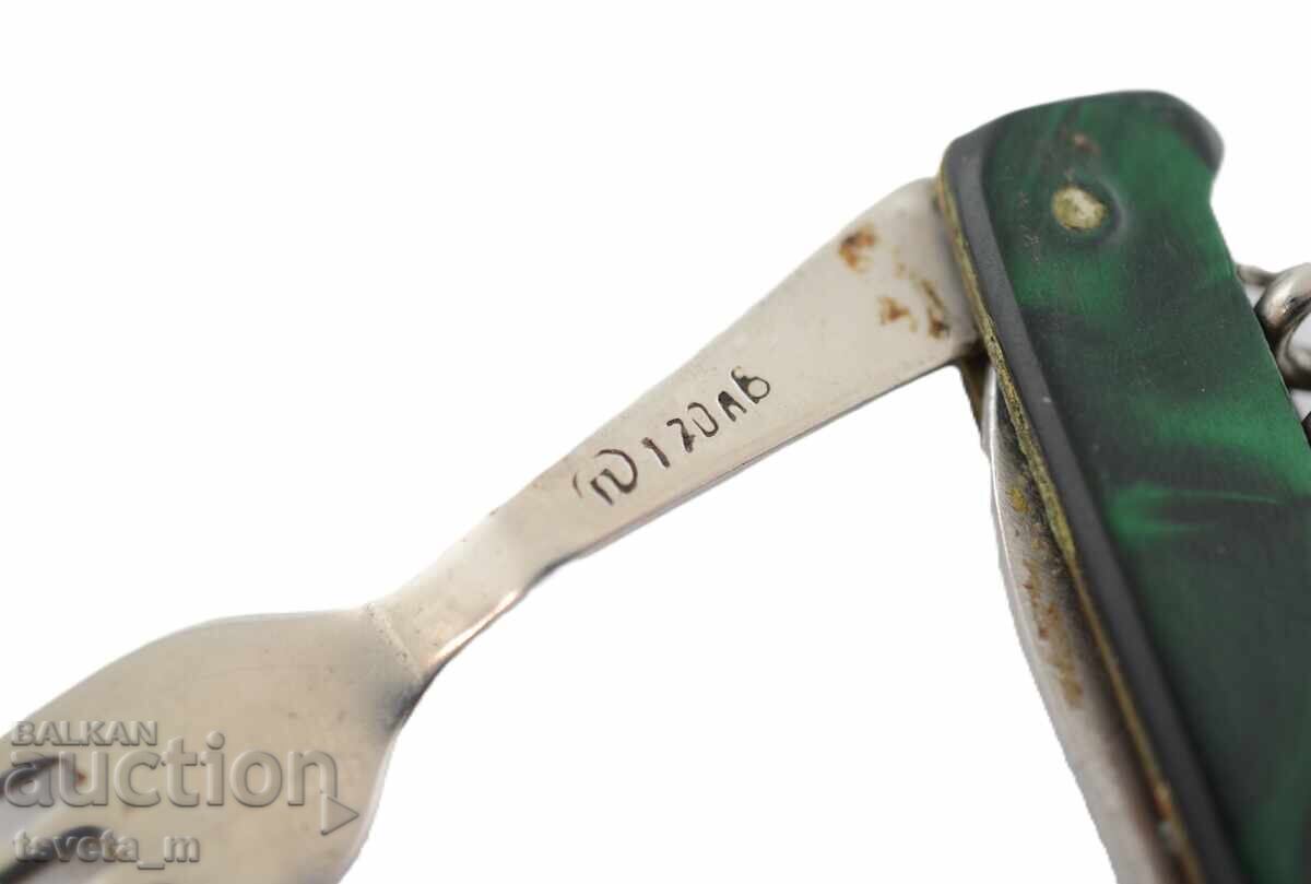 A pocket knife - 5 A pocket knife - 5