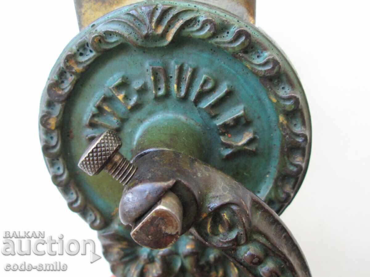 Great old cast iron nut grinder Germany - 6