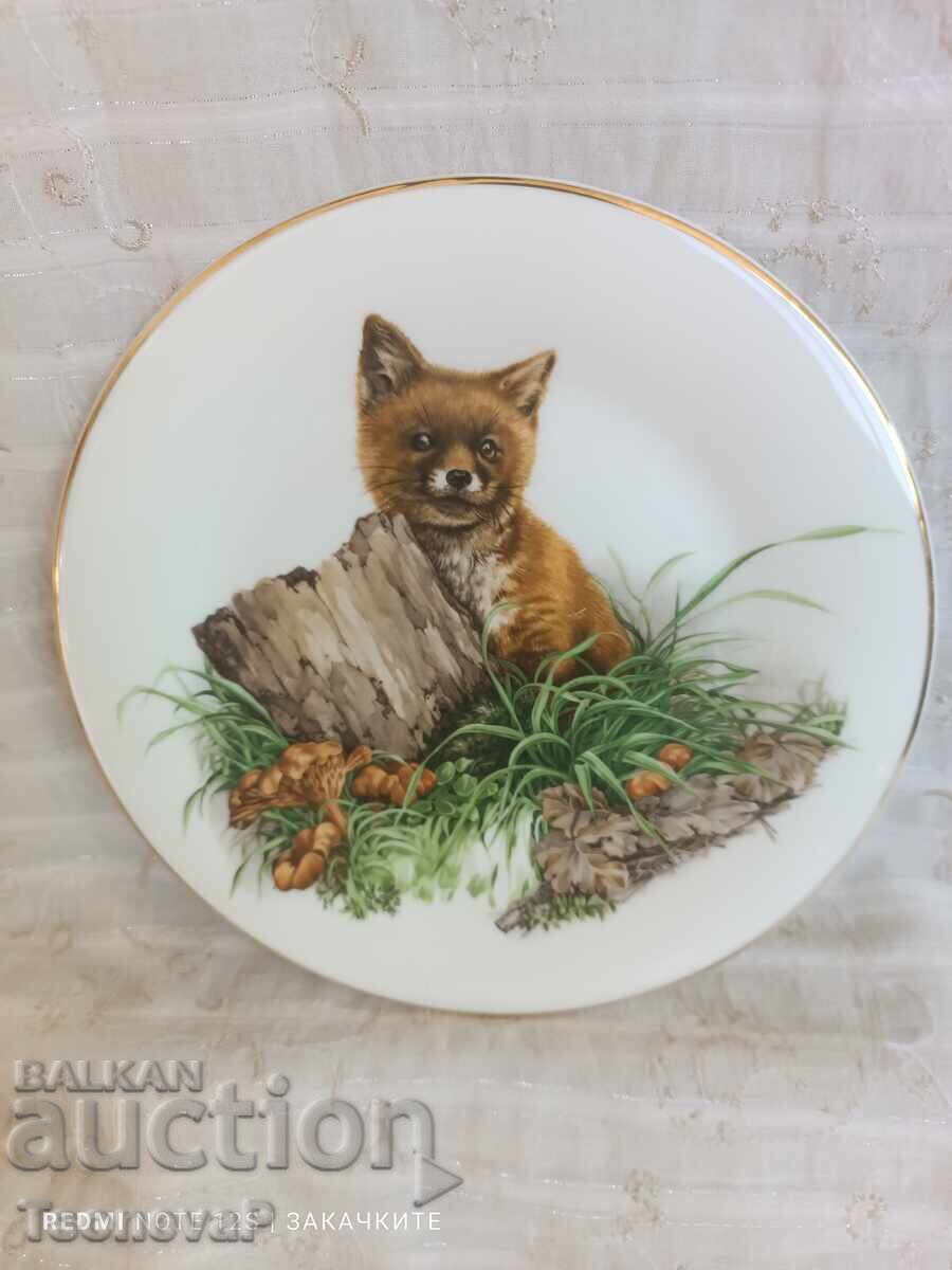 English decorative porcelain plate by Fenton China