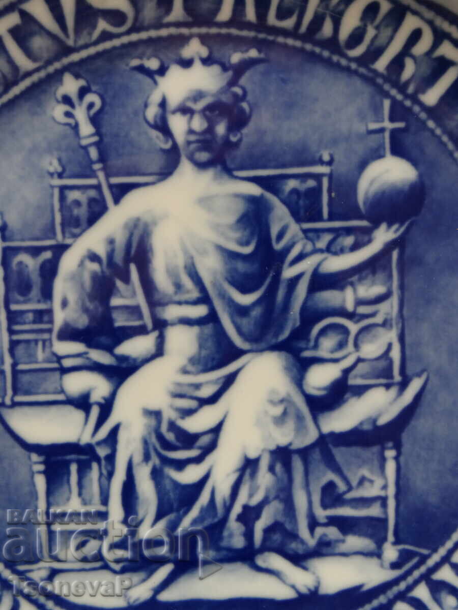 Delivery of Decorative porcelain plate by FÜRSTENBERG