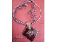 Старинно колие с емаил