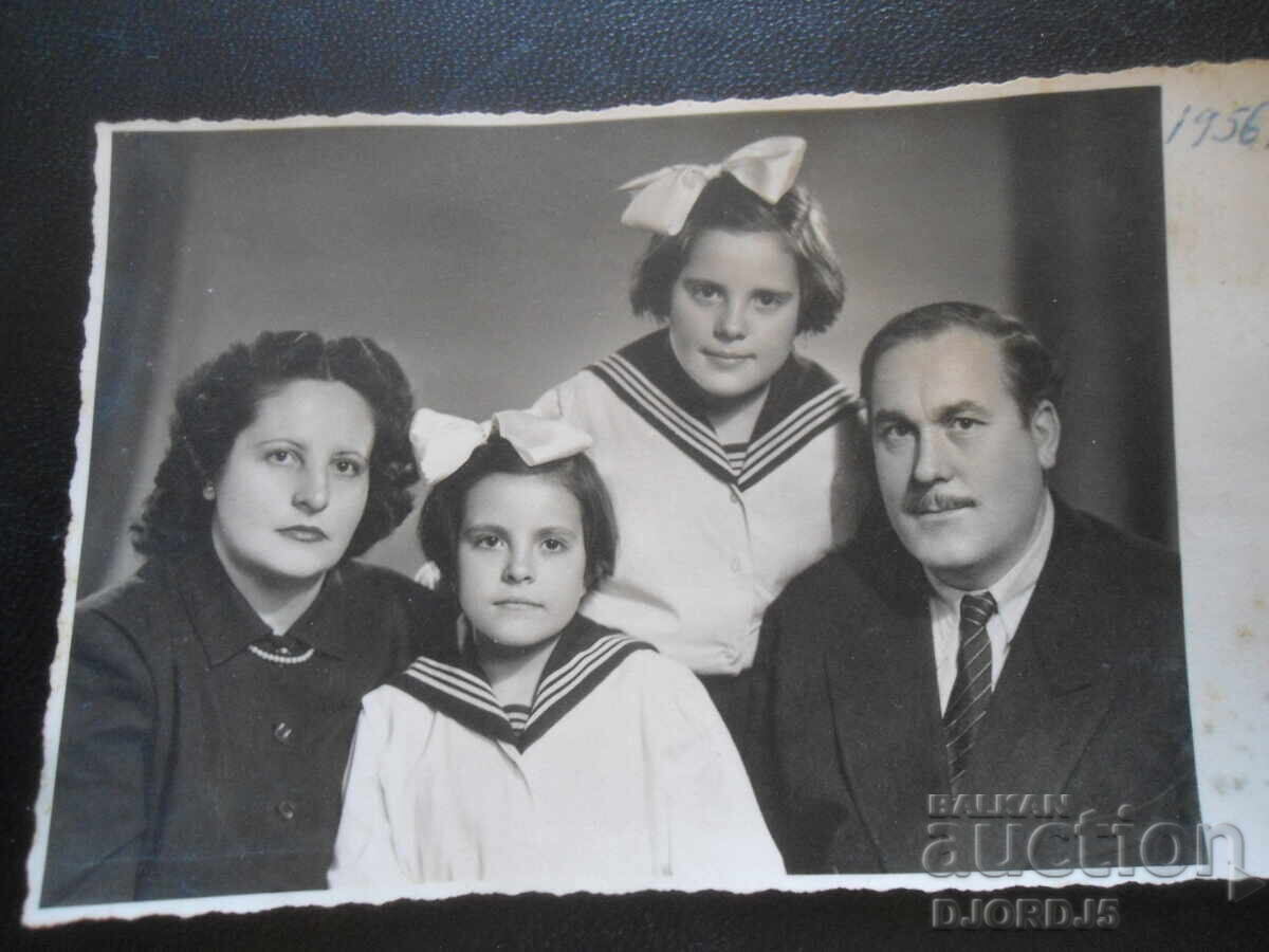 Old photo, D.P. Bulgarian Photography, Sofia, studio 3 Old photo, D.P. Bulgarian Photography, Sofia, studio 3