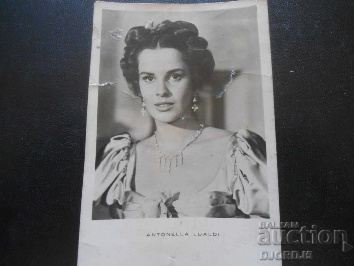 Old photo, ANTONELLA LUALDI Old photo, ANTONELLA LUALDI
