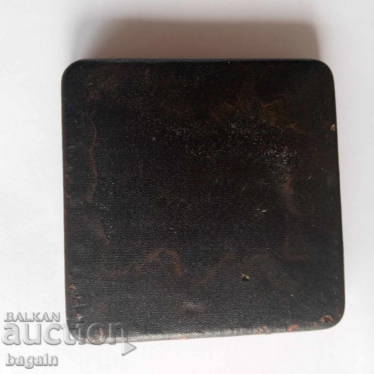 Livrarea Medalie-plachetă rară din bronz