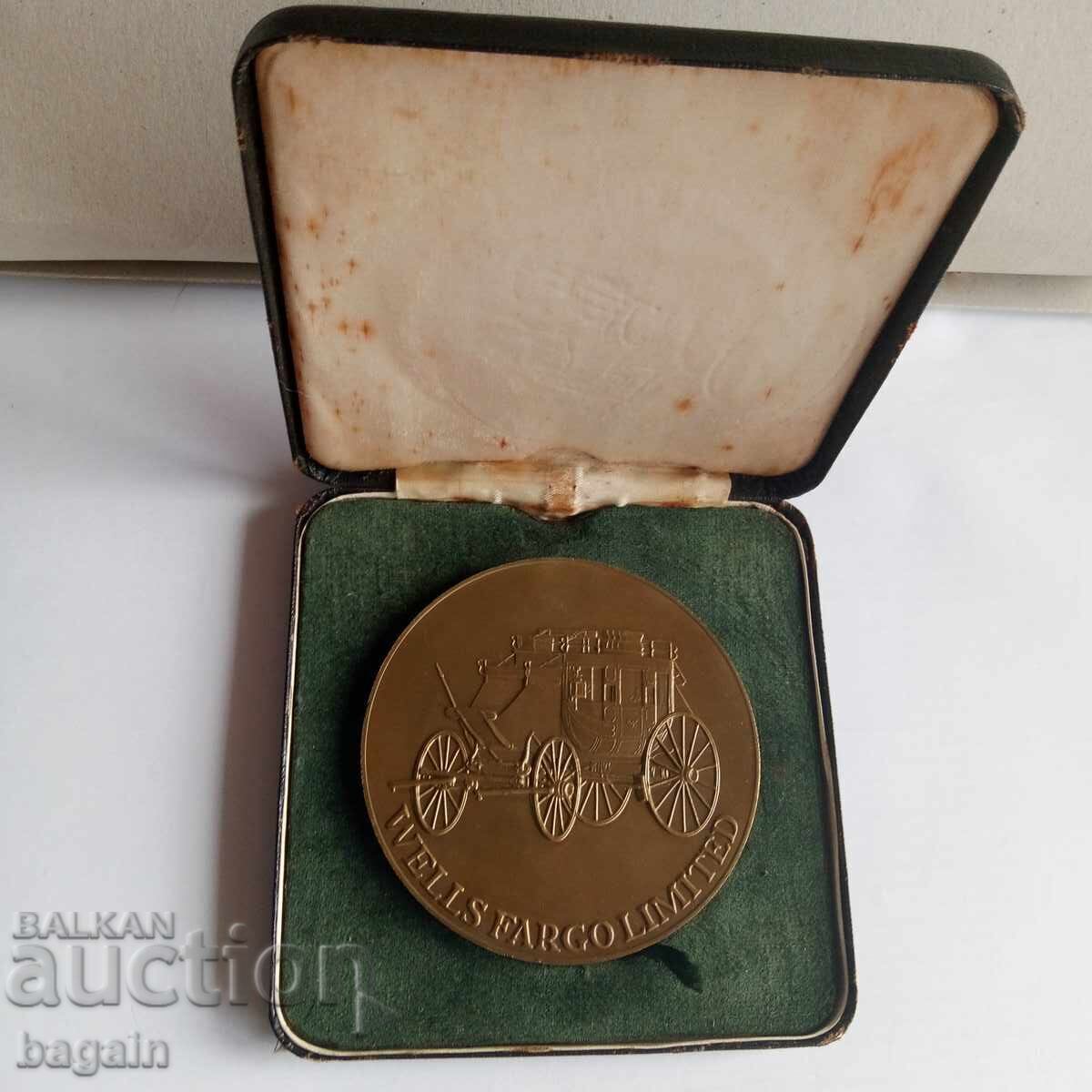 Medalie-plachetă rară din bronz