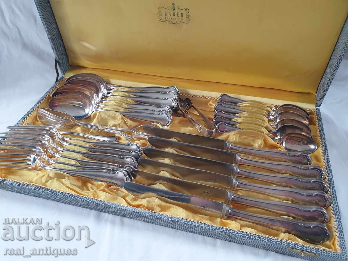 Set of silver plated utensils