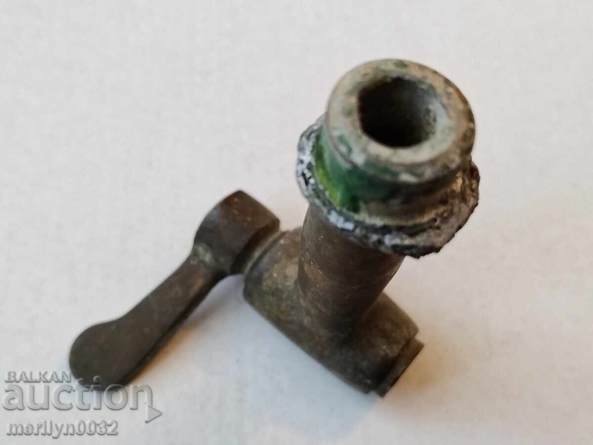 Old bronze faucet key tap valve spigot - 7