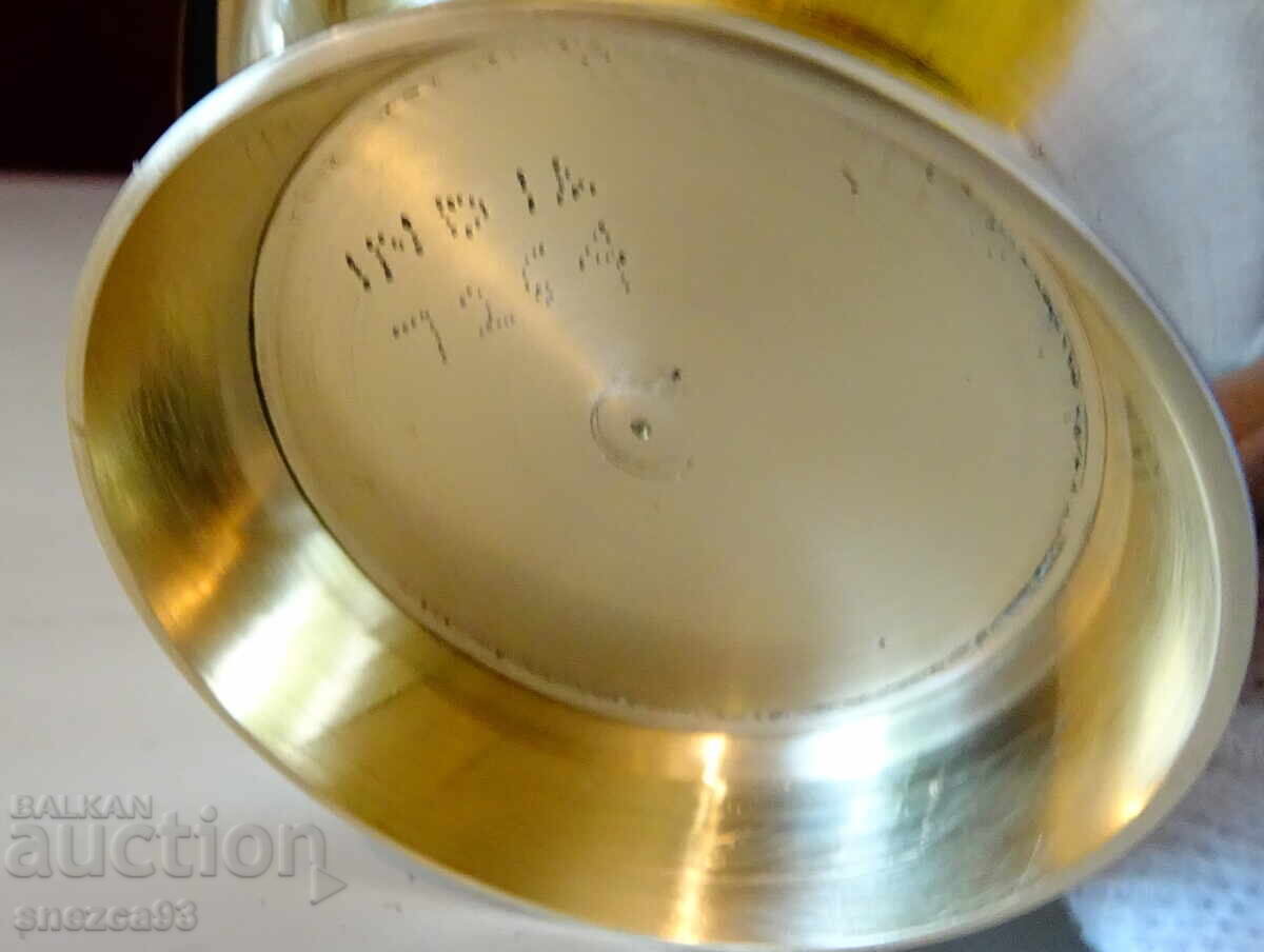 Бронзова чаша за уиски,гравирана. - 5