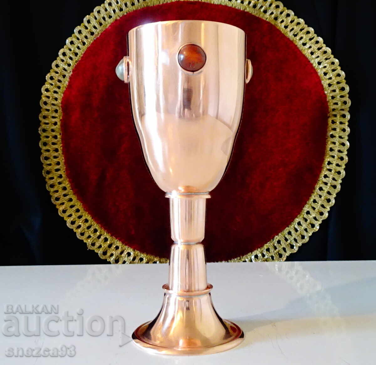 Royal honey pitcher, copper wine glass, stones with price 129.00 BGN | € 65.96
