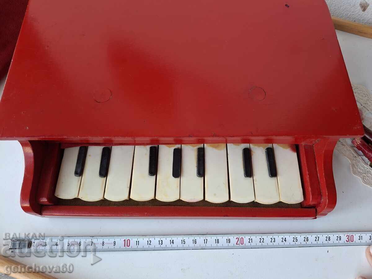 Ретро българско детско пиано - 5