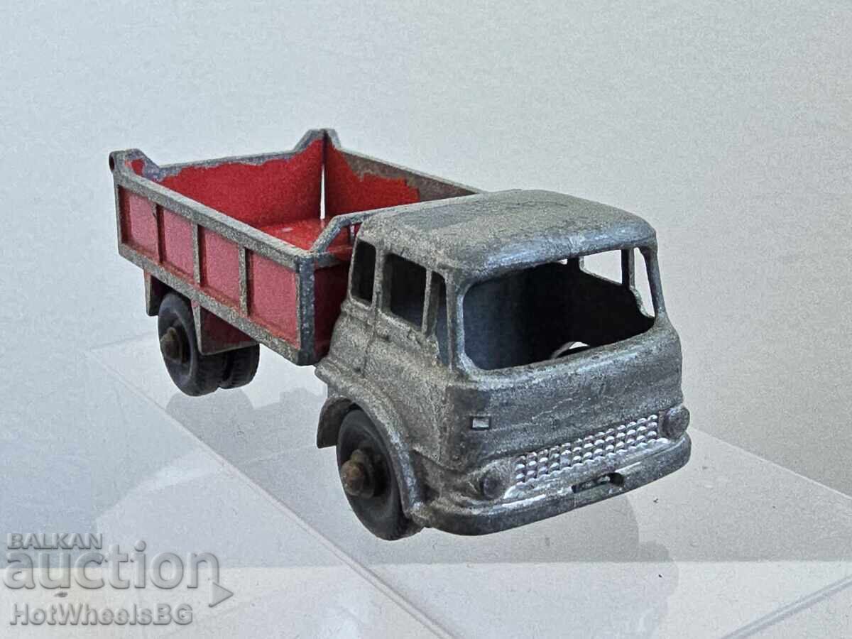 Auction  Matchbox LESNEY No. 3B Bedford Tipper 1961