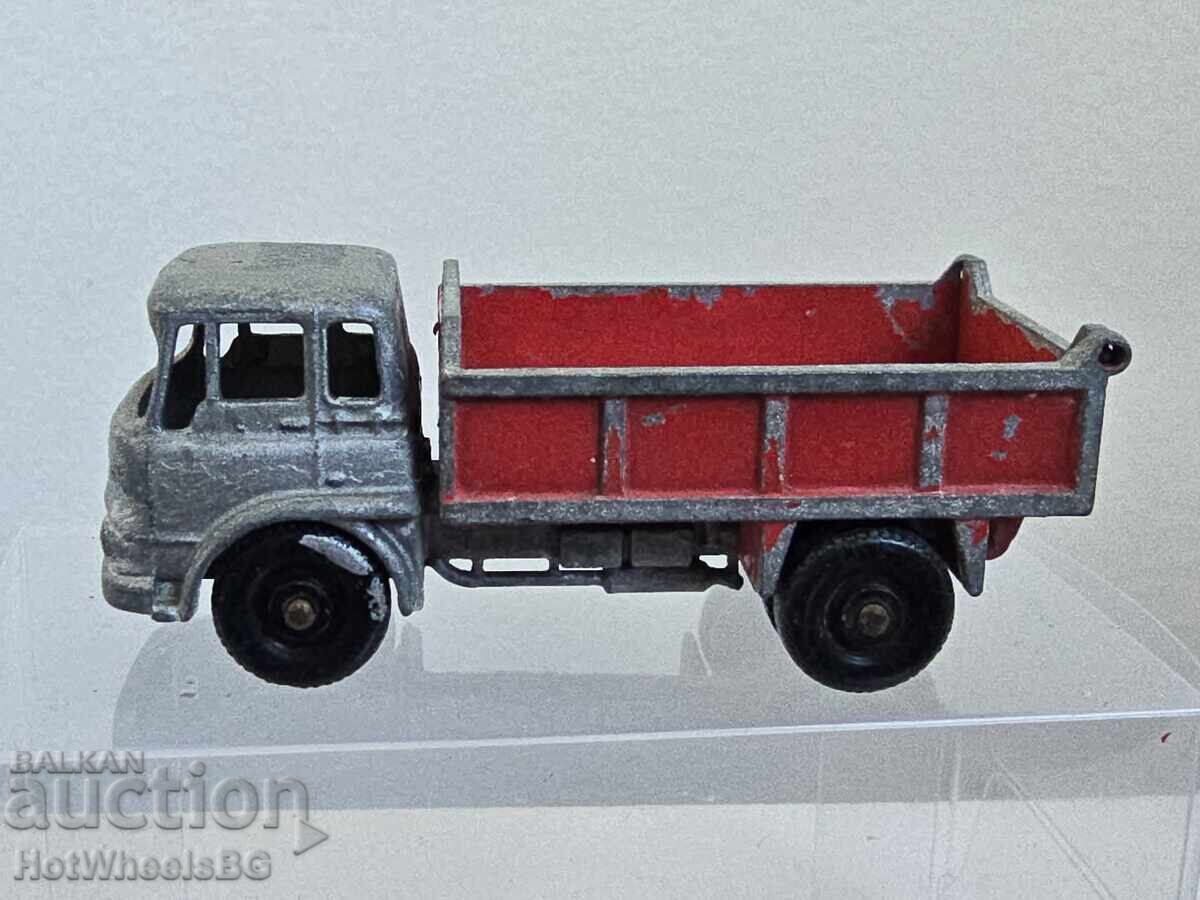 Matchbox LESNEY No. 3B Bedford Tipper 1961