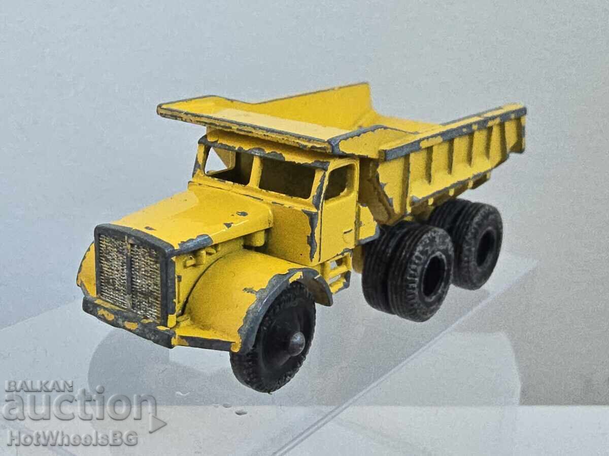 Delivery of Matchbox LESNEY No. 6C Euclid Dump Truck 1963 Delivery of Matchbox LESNEY No. 6C Euclid Dump Truck 1963