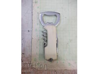 Deschizător de sticle cu tirbușon și cuțit