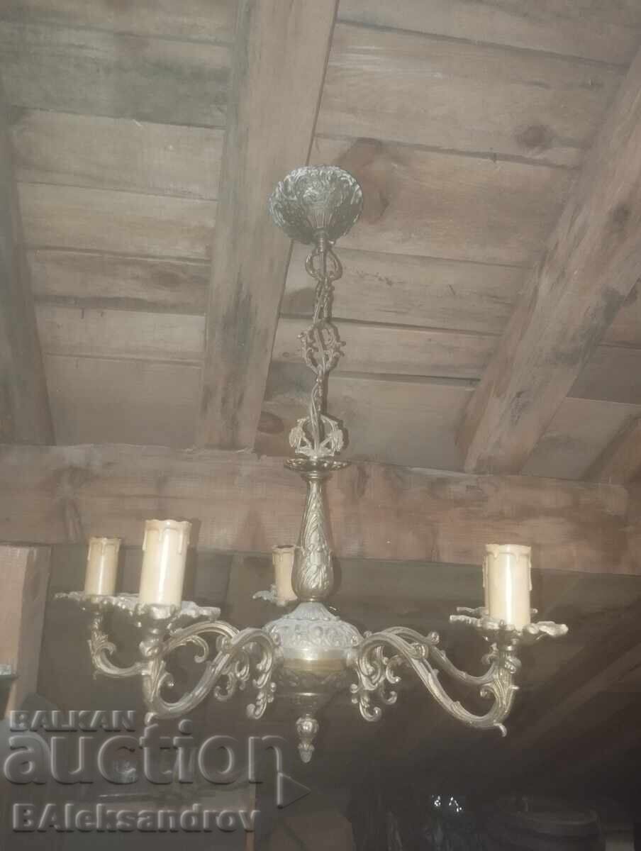 Παλιό ορειχάλκινο φωτιστικό, πολύ βαρύ με τιμή 128.00 BGN | € 65.45 Παλιό ορειχάλκινο φωτιστικό, πολύ βαρύ με τιμή 128.00 BGN | € 65.45