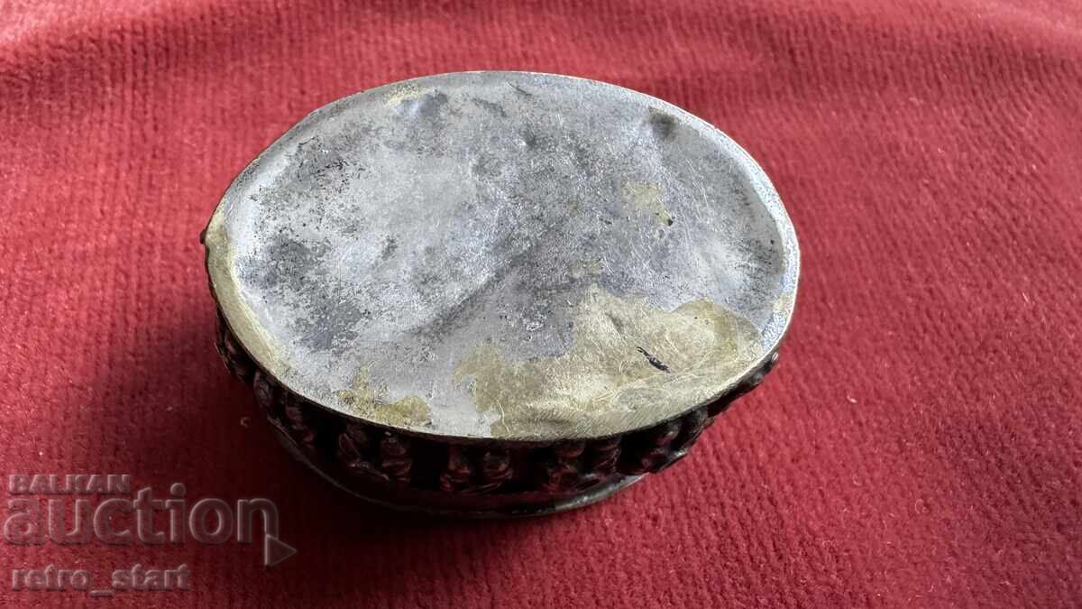 Mica cutie pentru bijuterii - 5 Mica cutie pentru bijuterii - 5