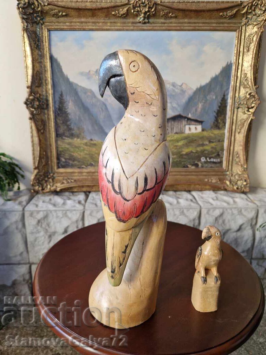Παράδοση Δύο υπέροχα αντίκες ξύλινα παπαγαλάκια