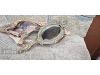 Oglindă veche de bronz