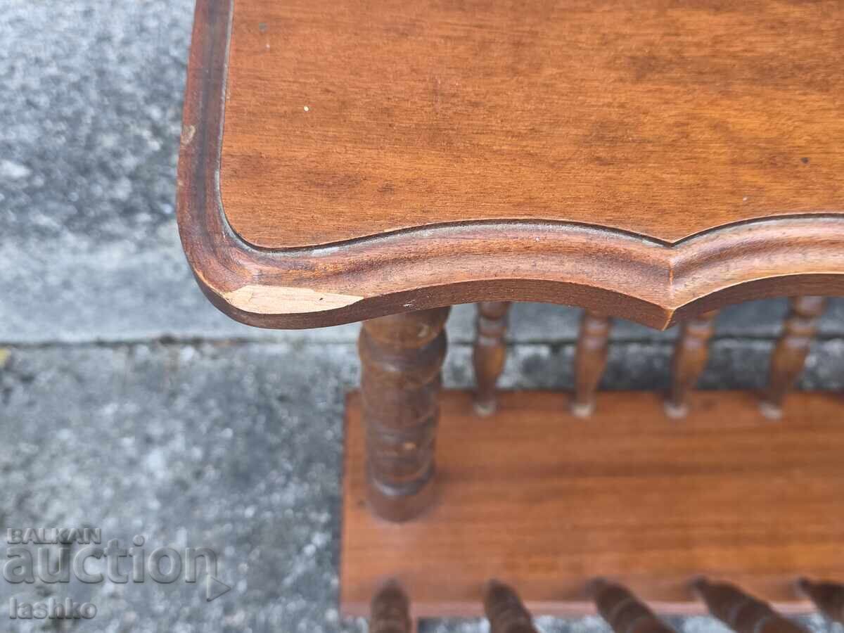 Παράδοση Ξύλινο περίπτερο για εφημερίδες και περιοδικά