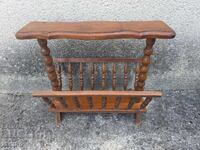 Suport din lemn pentru ziare si reviste