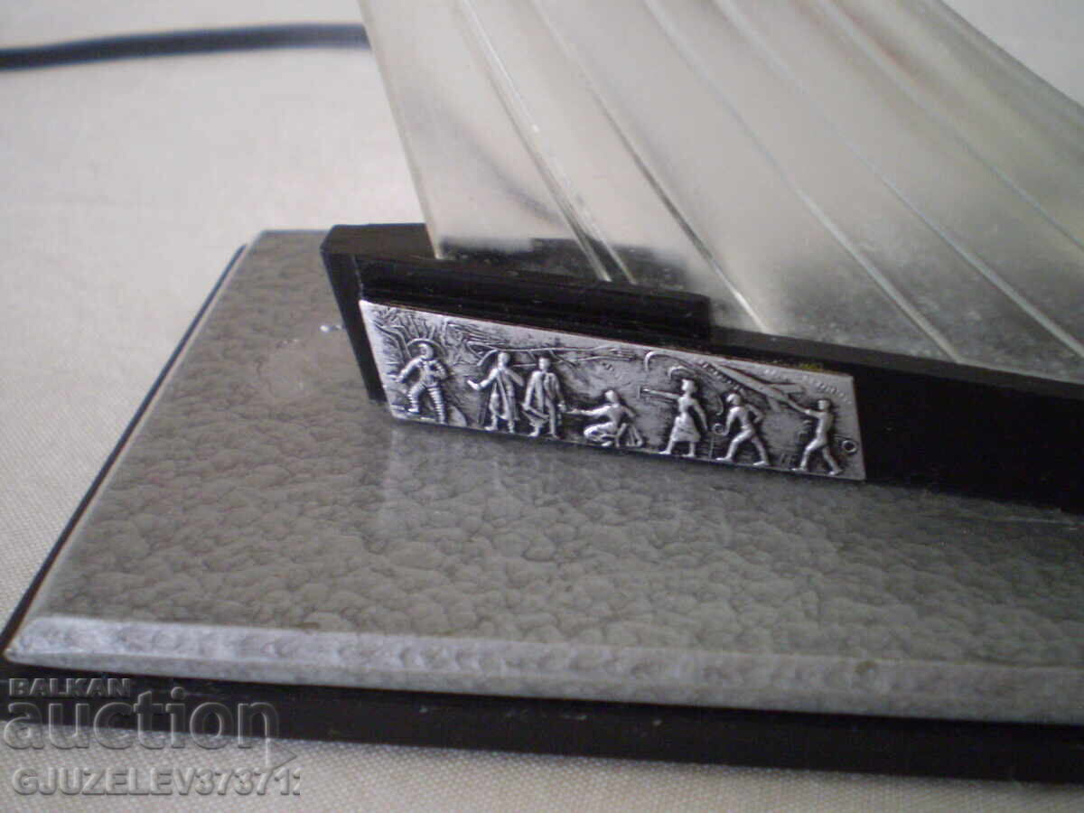 Аукцион Нощна лампа «Ракета Космос - Покори Космоса» Работи СССР Аукцион Нощна лампа «Ракета Космос - Покори Космоса» Работи СССР