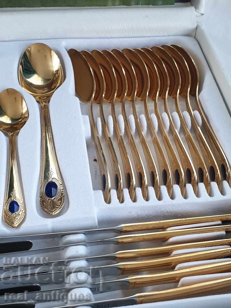 Set de ustensile placate cu aur - 6