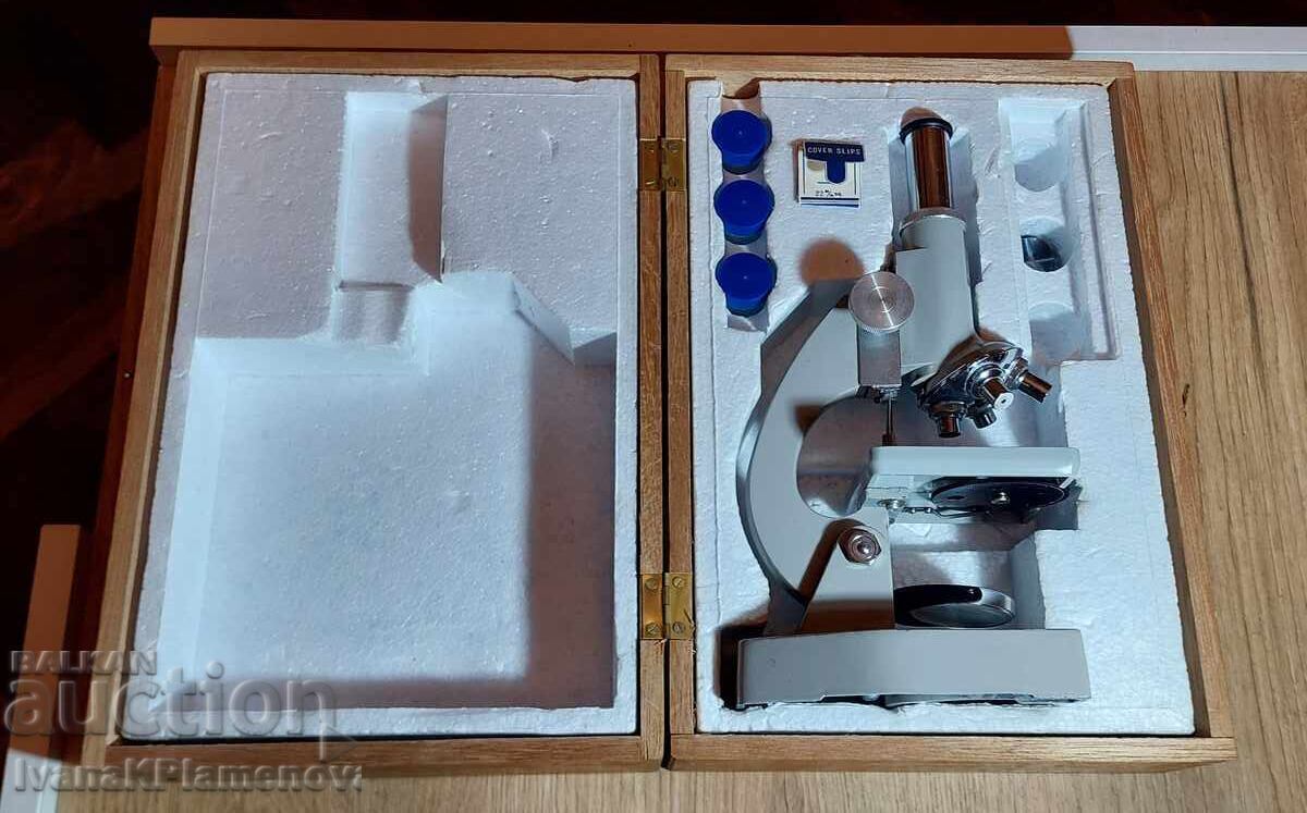 Auction  Microscope for Connoisseurs