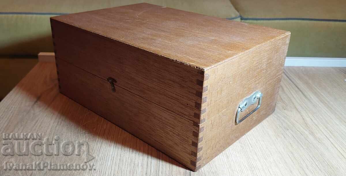 Microscope for Connoisseurs - 7