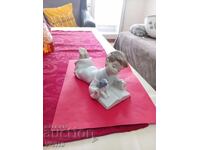 Figurină de porțelan veche, marcată