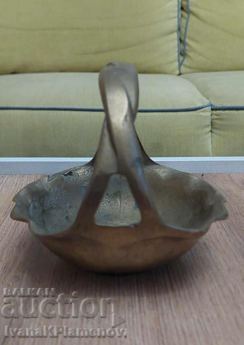 Auction Solid Bronze Bowl Auction Solid Bronze Bowl