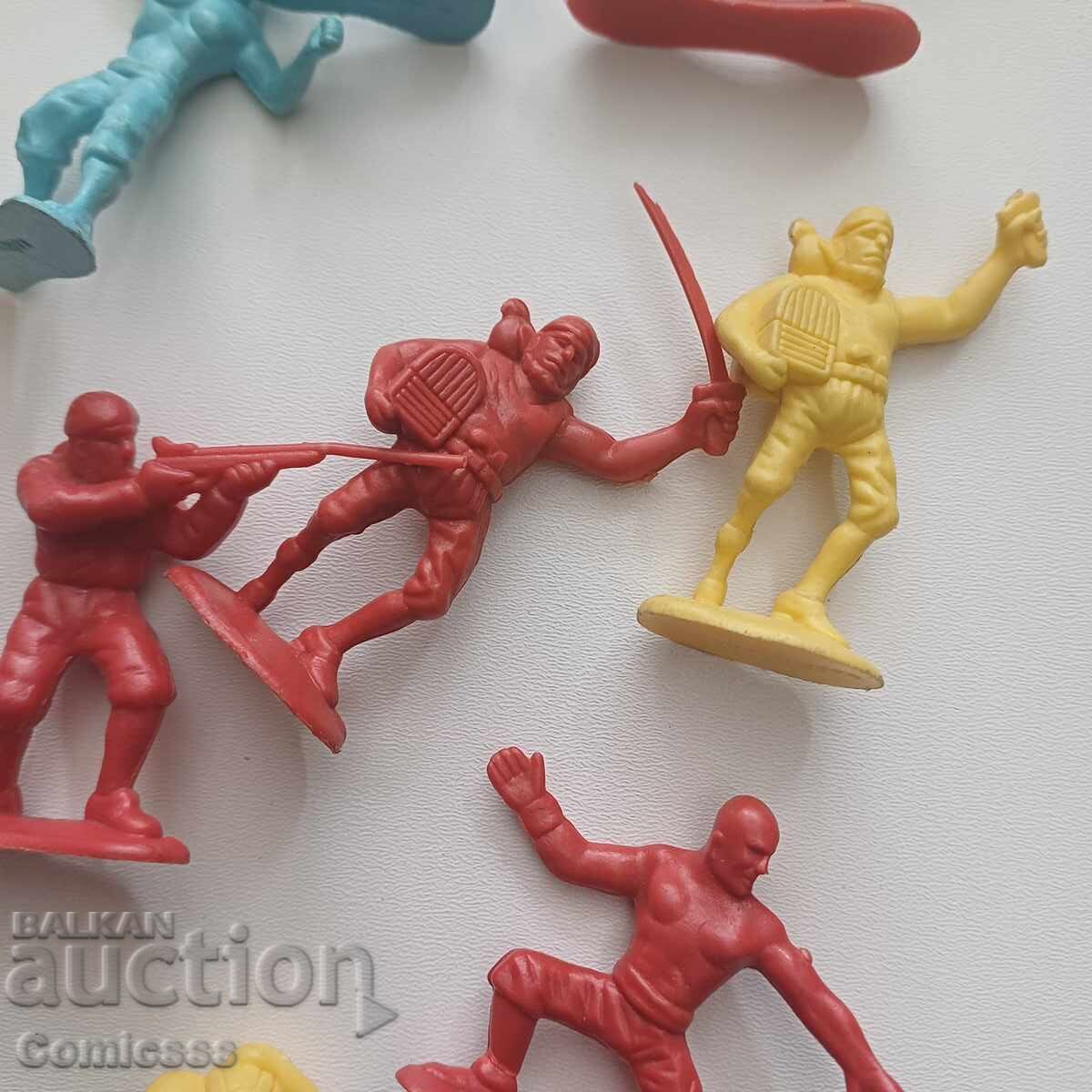 Pirați de plastic Pirați de plastic