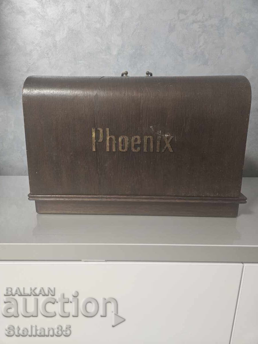 Hand-crank sewing machine with price 391.17 BGN | € 200.00 Hand-crank sewing machine with price 391.17 BGN | € 200.00