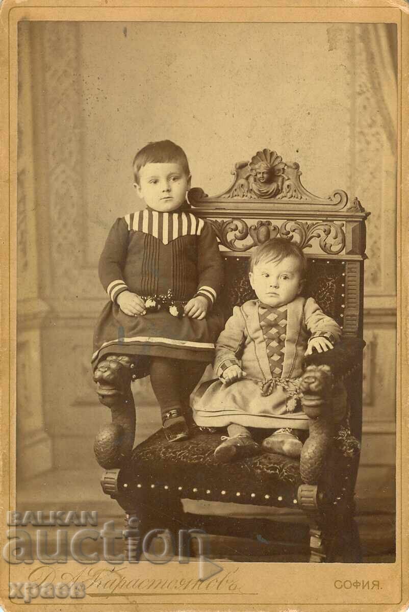 СТАРА ФОТОГРАФИЯ - КАРТОН - Д.КАРАСТОЯНОВ - СОФИЯ - 0447