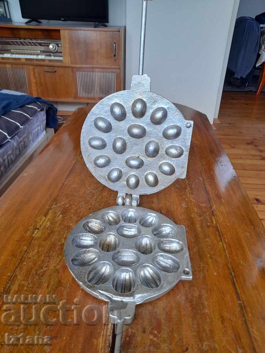 Παράδοση Παλιά συσκευή, φόρμα για ψήσιμο γλυκών, Ξηροί καρποί