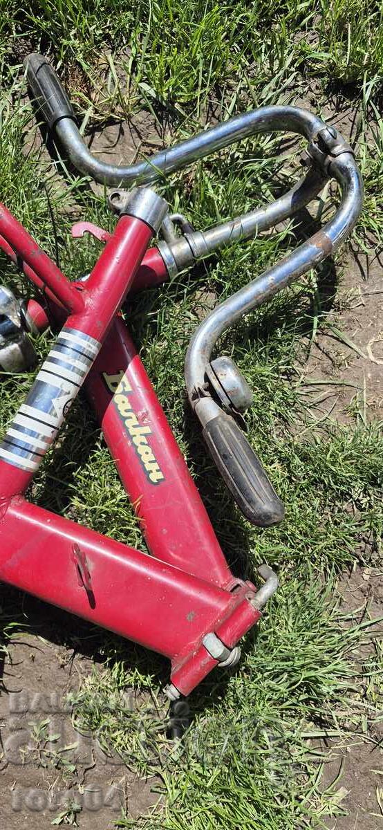 BALCAN - I MODEL - PROIECT - No L 0542975 cu preț 79.00 BGN | € 40.39 BALCAN - I MODEL - PROIECT - No L 0542975 cu preț 79.00 BGN | € 40.39