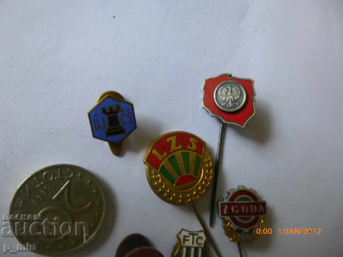 6 chest badges with price 15.00 BGN | € 7.67