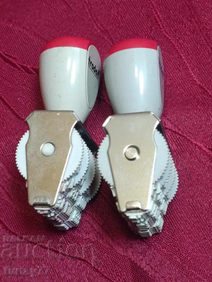 Licitație Două bucăți de ștampile cu marcaje Licitație Două bucăți de ștampile cu marcaje